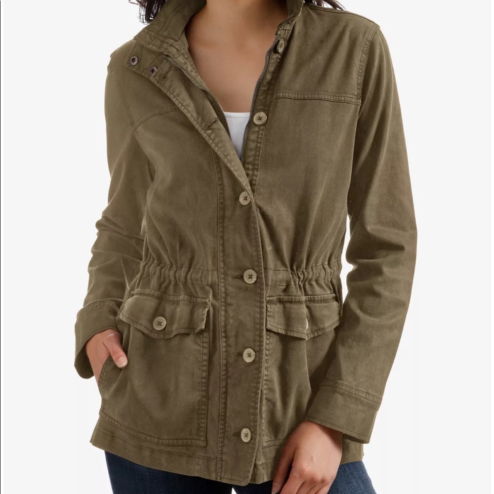Lucky Brand 🍀 military cargo jacket-olive green excellent condition. Size M.